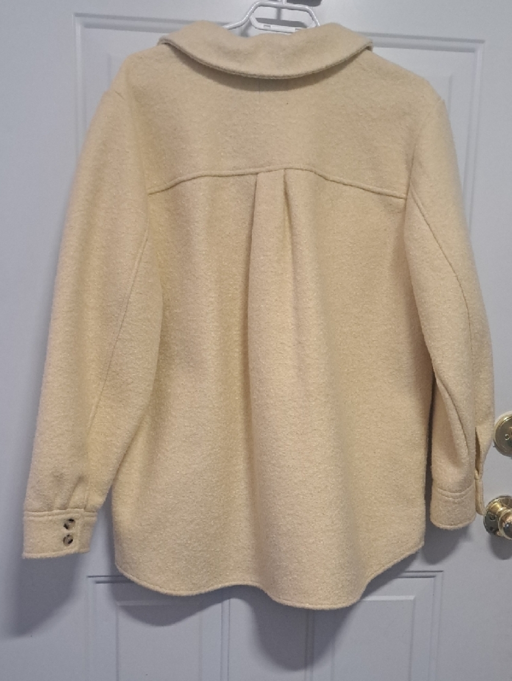 Reitmans Cream Button-Up Utility Shacket - Picture 8 of 8